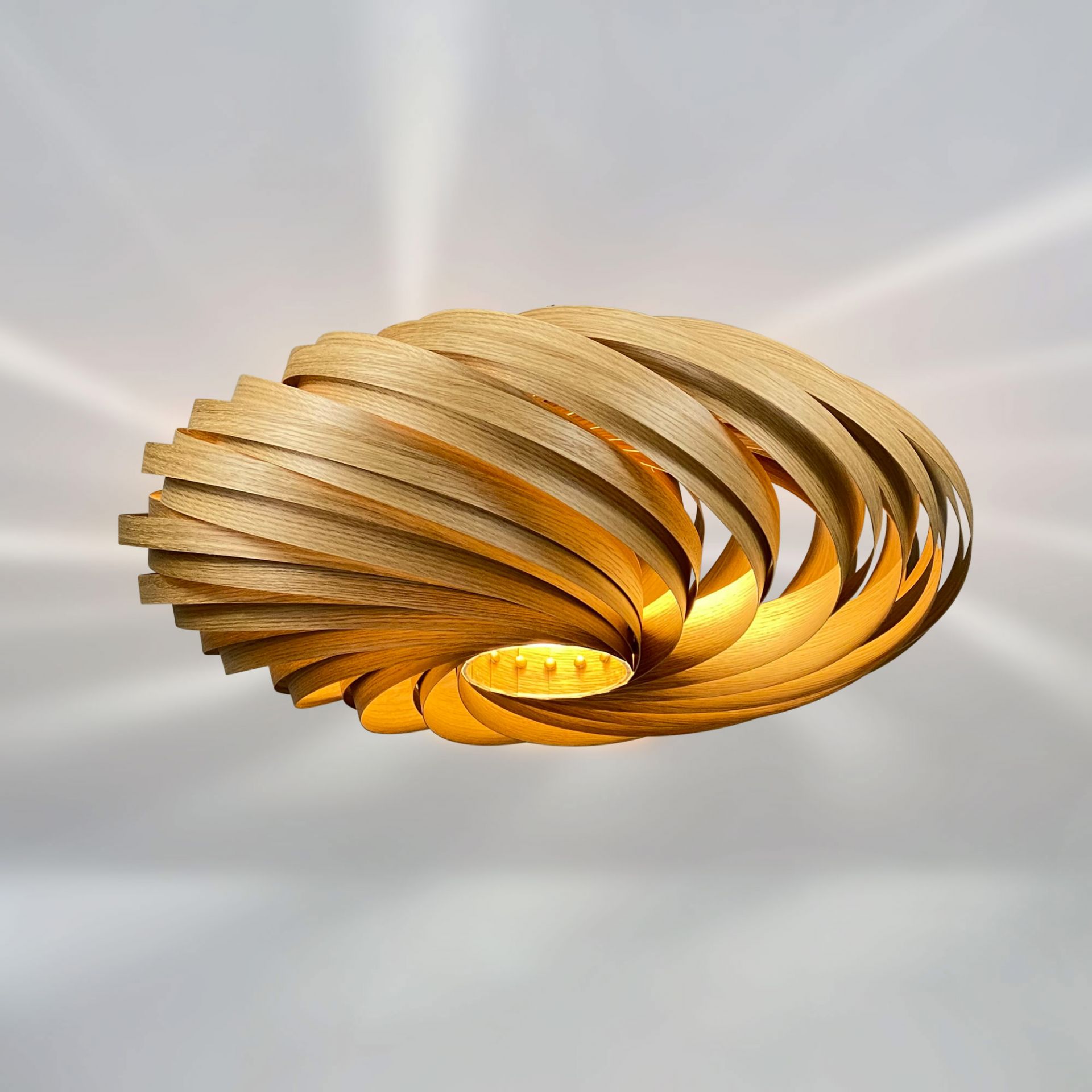 Veneria Deckenleuchte aus Eiche, spiralförmiges Design, warmes Licht, moderne Holzlampe für Wohnzimmer und Schlafzimmer.